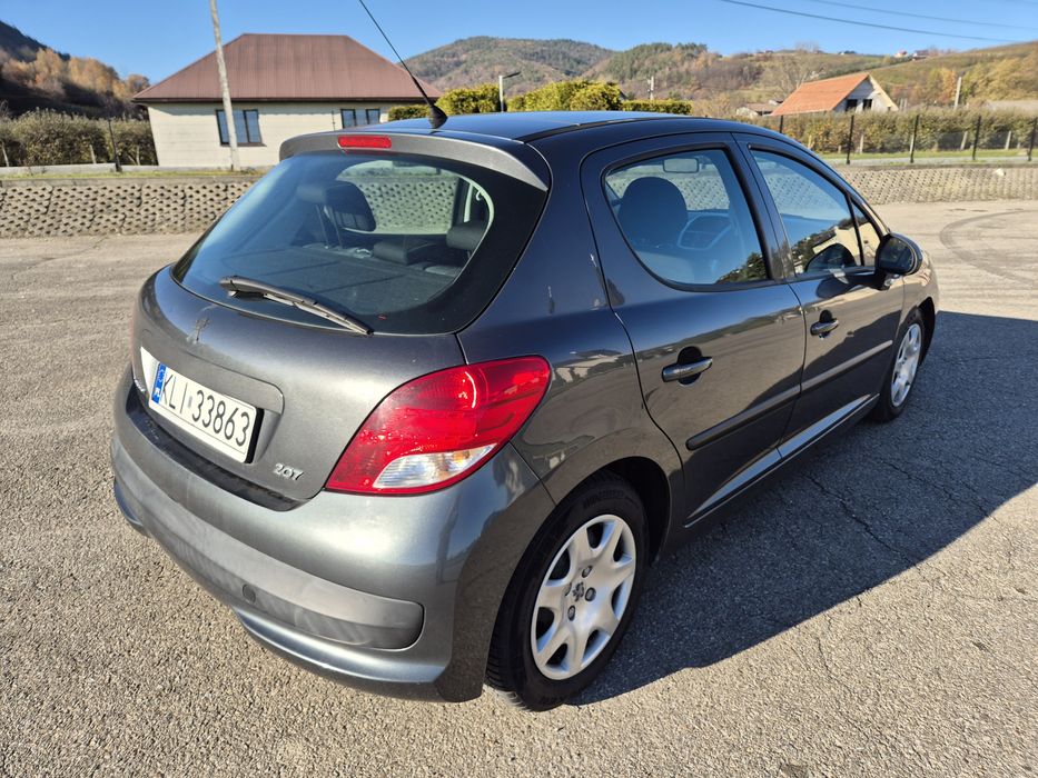 Peugeot 207 1.4 Benzyna 1 właściciel w kraju od 2012r