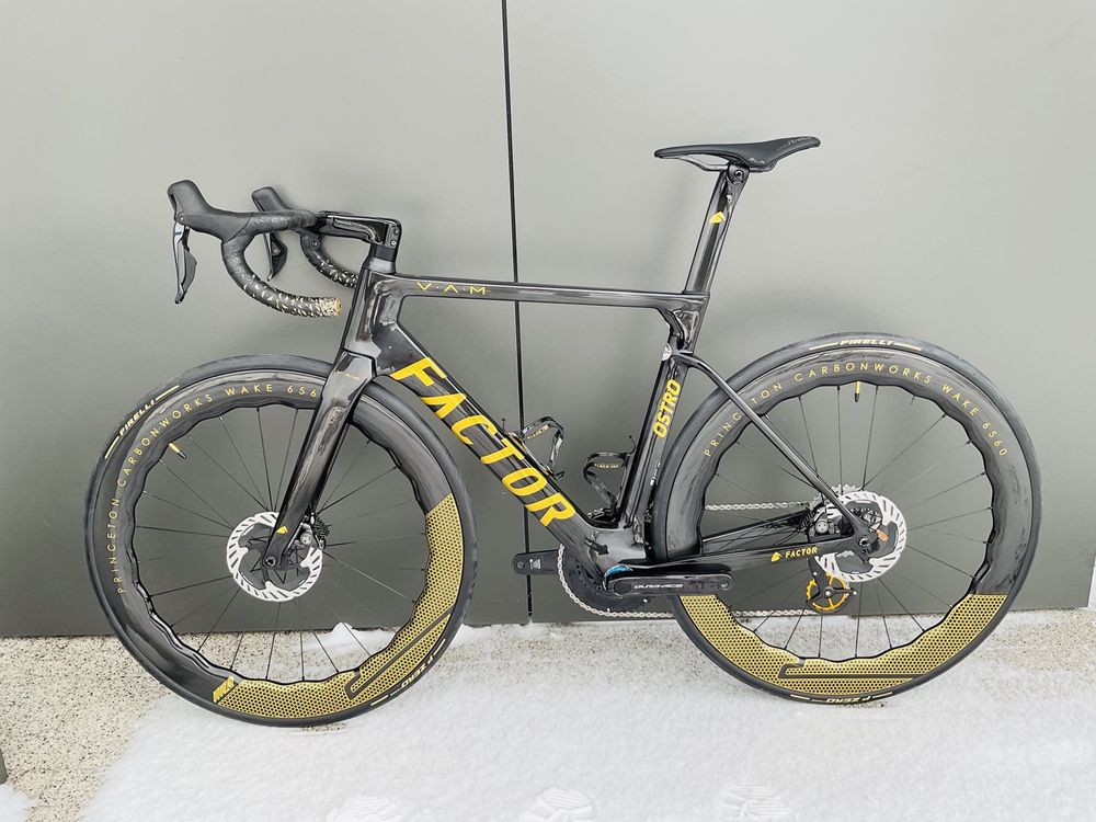 Factor Ostro V.A.M Gold Dura-Ace Princeton Wake 6560 Carbon Disc 54cm