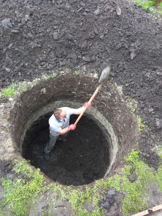 Чистка колодца.Криниці. Углубления колодязя.Септики. Канализация в дом