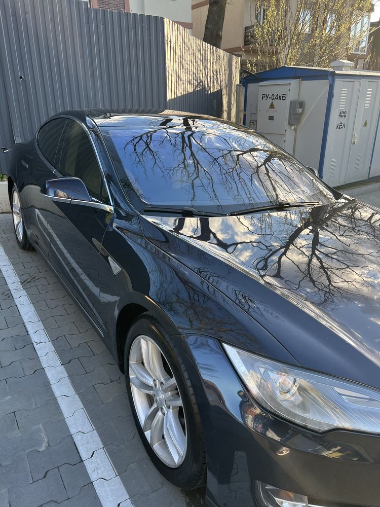 Tesla Model S 2013 85kw в Ірпені | Власник, повне переоформлення!