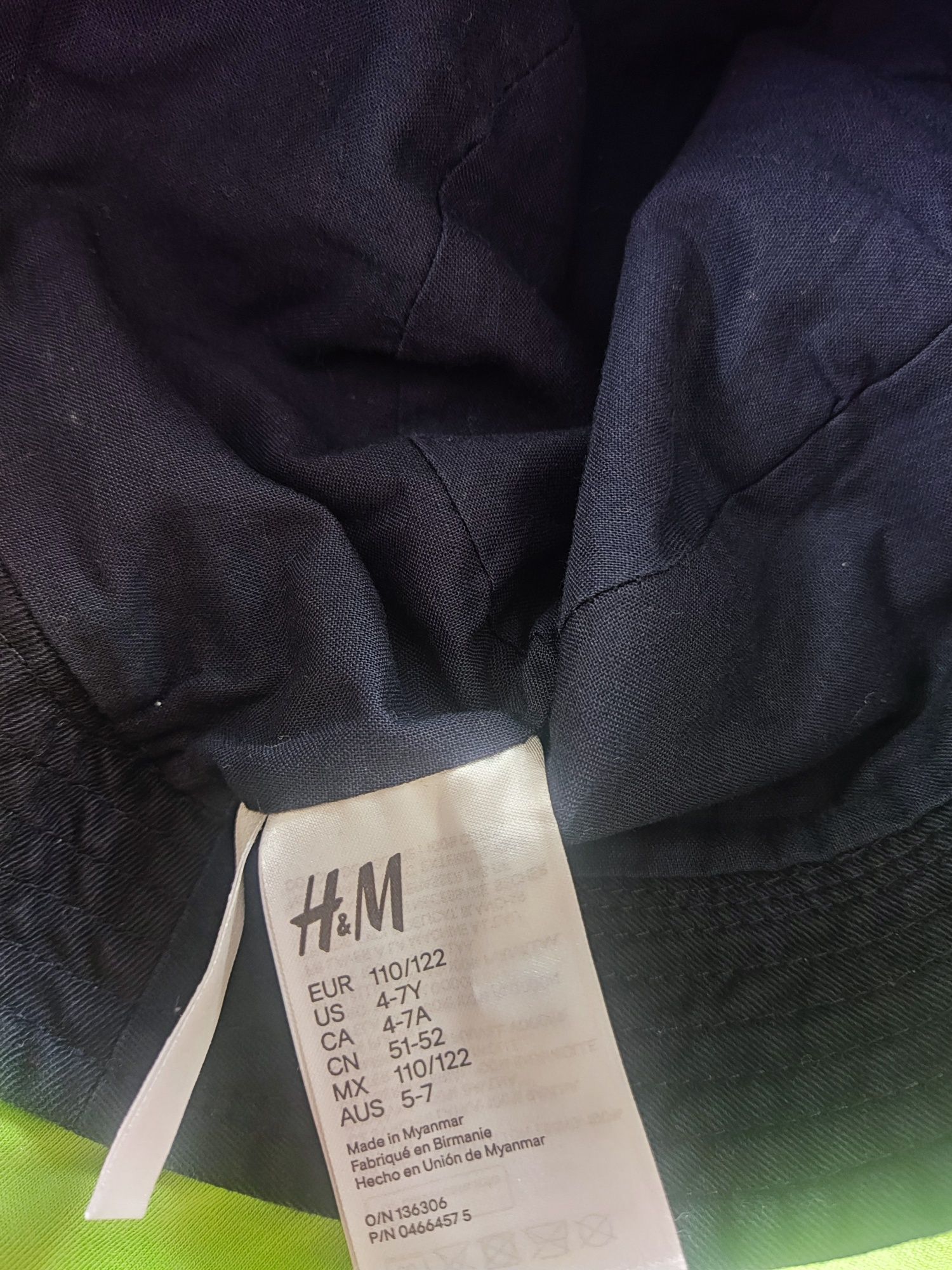 T-shirt 5 szt 122/128 i czapka