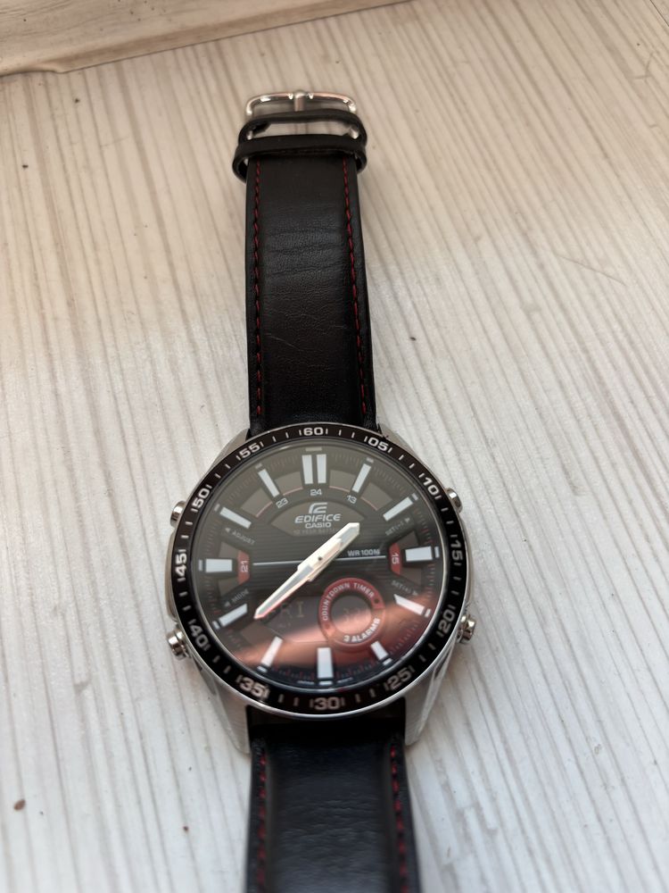 Zegarek Casio efv-c100