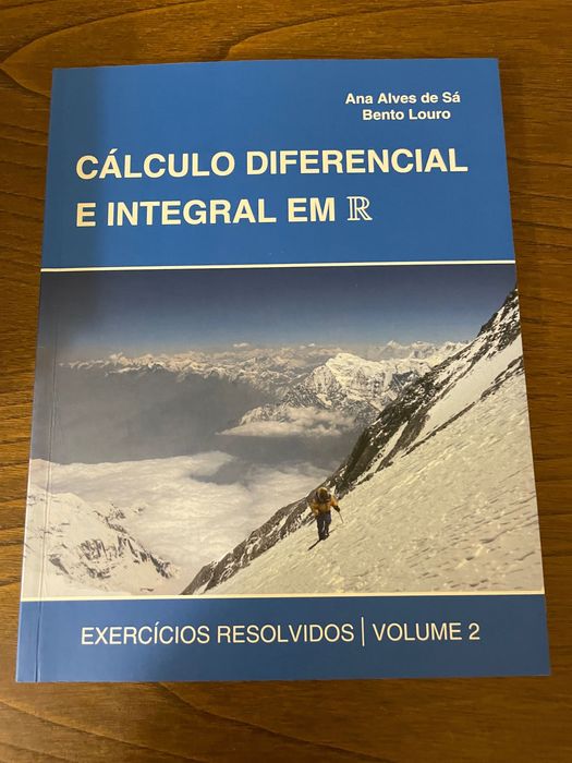 4 livros de Cálculo Diferencial e Integral em R - Ana Sá
