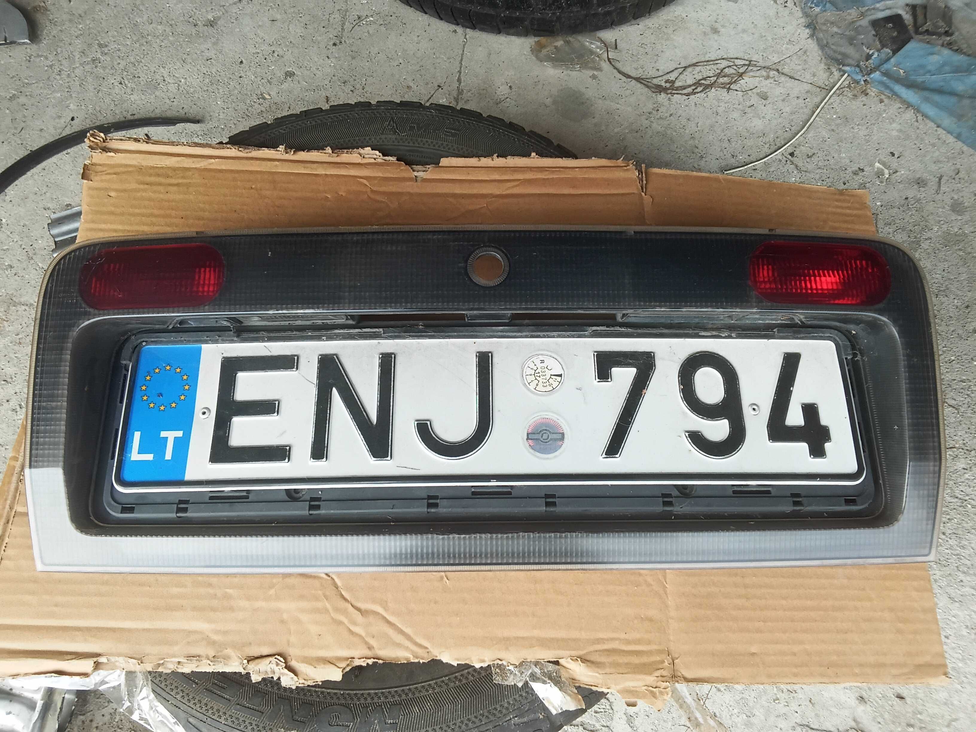 Рамка номерного знака Ауді А6 С5 98 рік