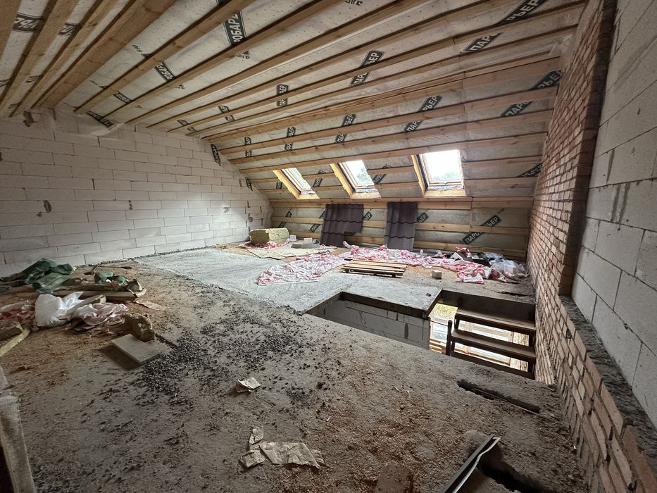 Продаж будинку таунхаусу