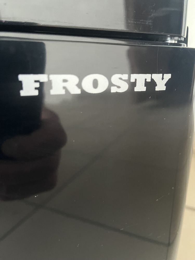 Холодильна Вітрина Настільна для Десертів Frosty Італія