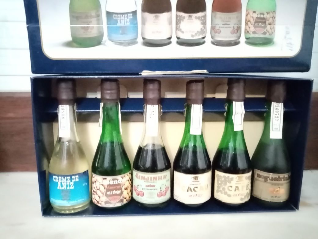 Garrafas miniatura de coleção