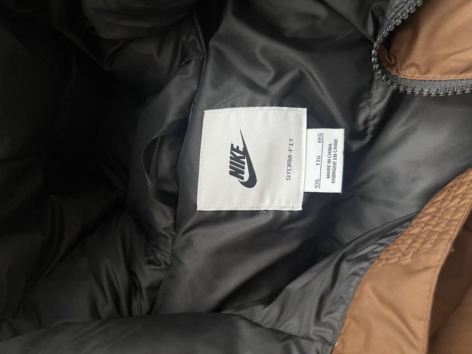 Зимова тепла куртка пуховик Nike оригінал