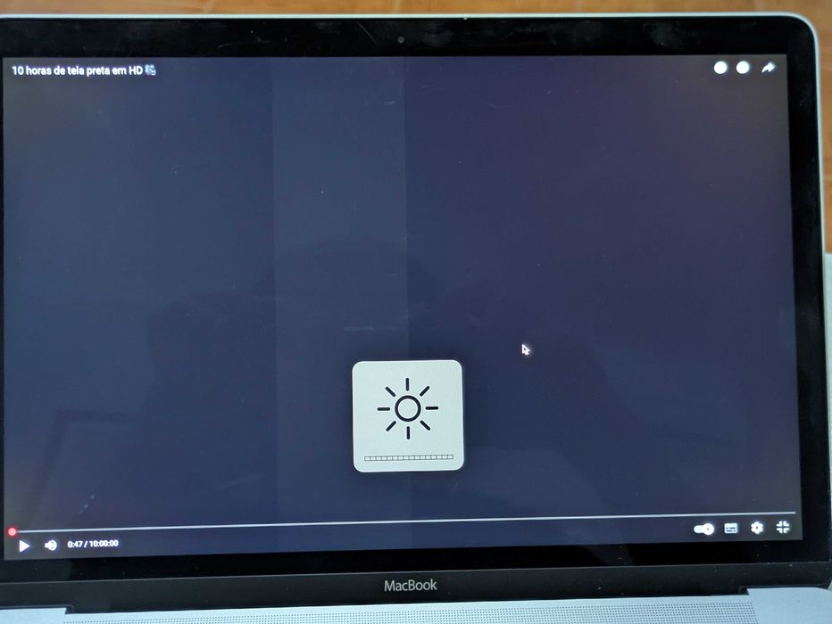 Macbook 12 cinza prata usado