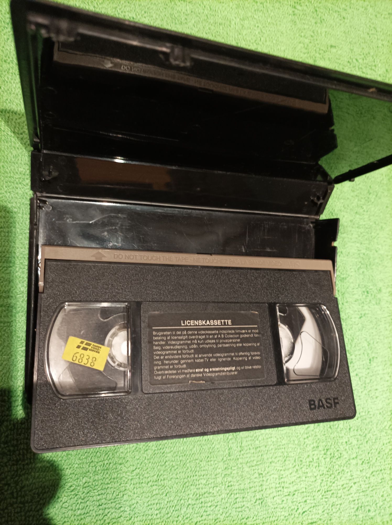 Sprzedam kasetę VHS