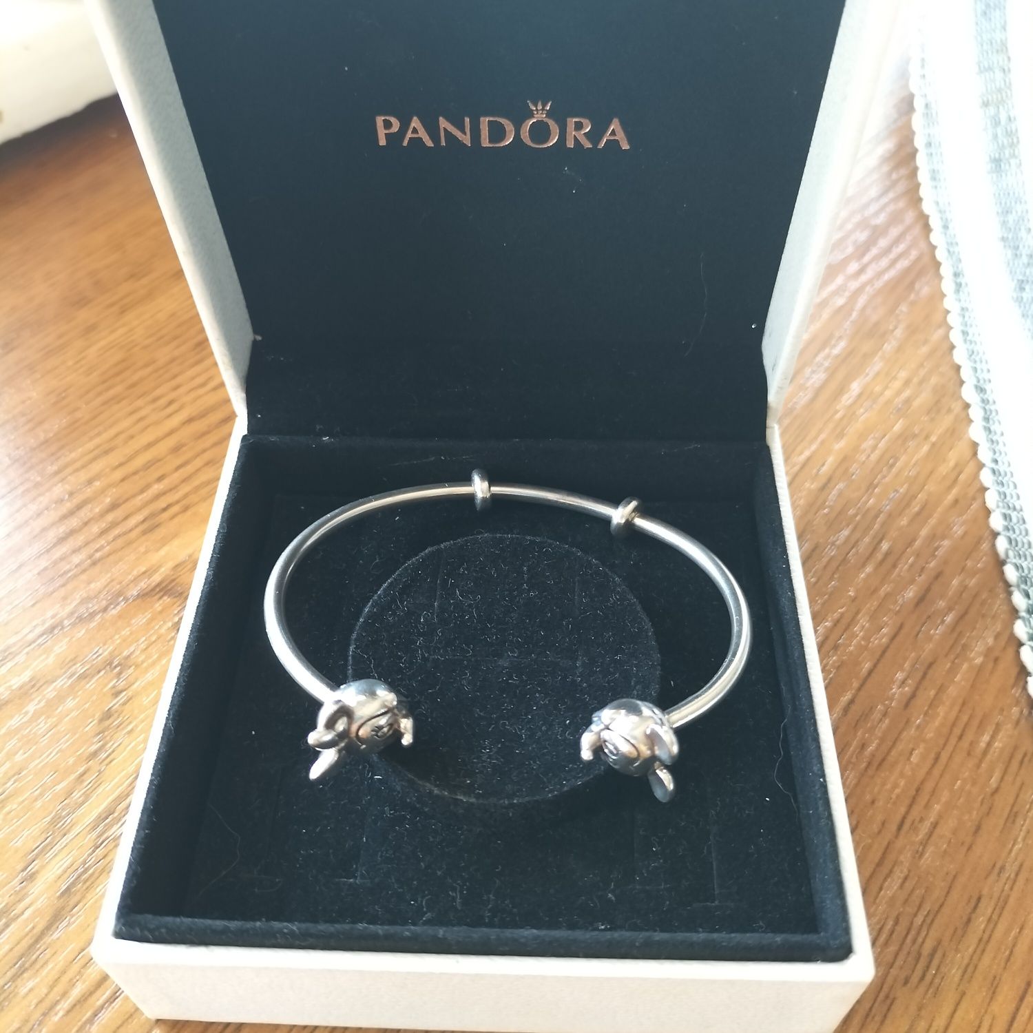 Bransoletka Pandora open bangle Disney 17,5