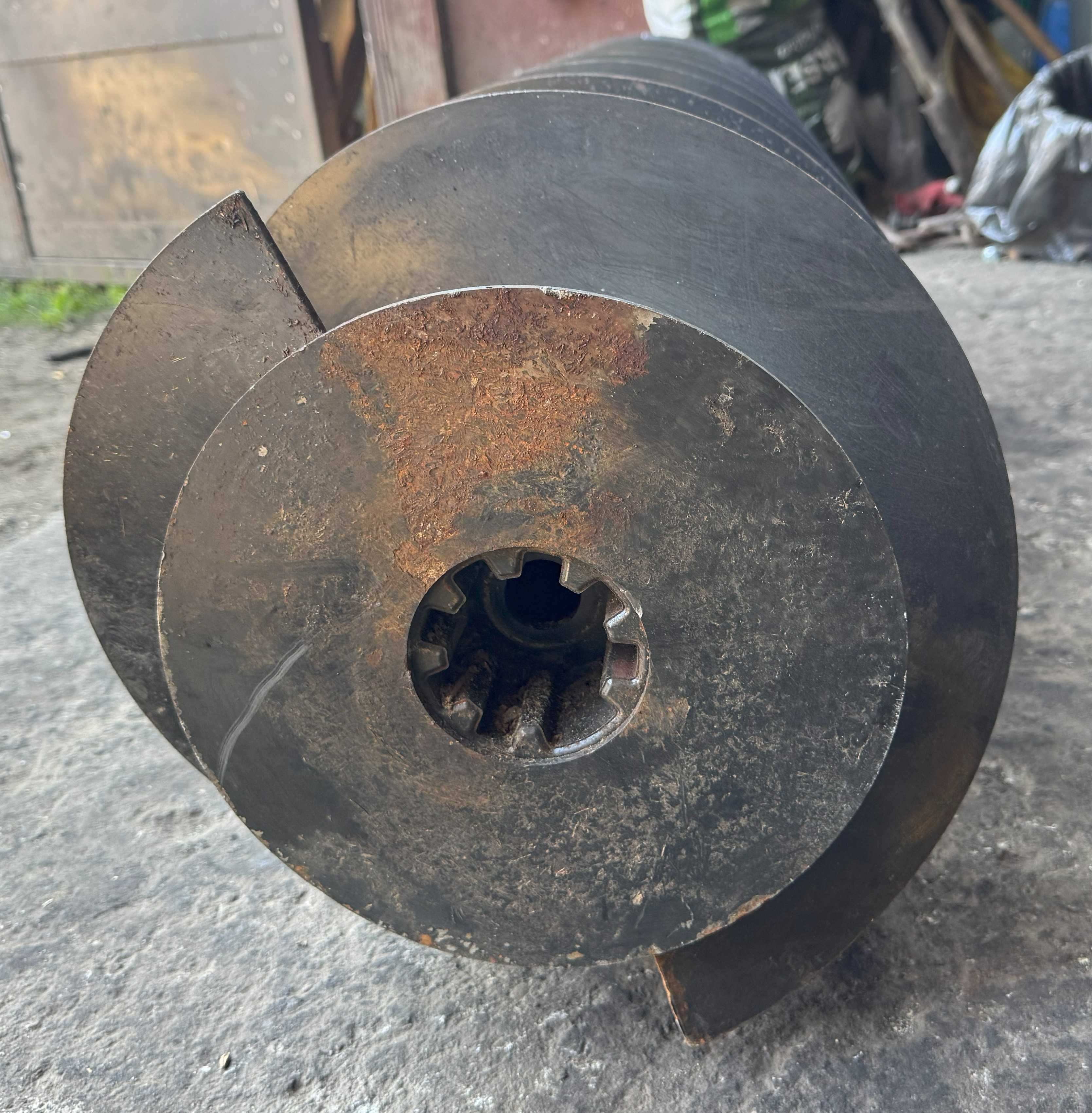 Ślimak pionowy rury wysypu New Holland CX 6.80 inne