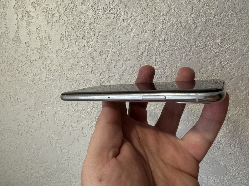 iPhone XS 64Gb White Neverlock