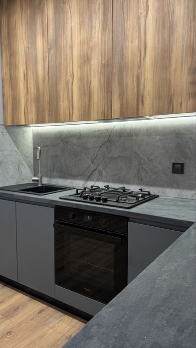 Євродвушка з новим ремонтом! Хороша локація