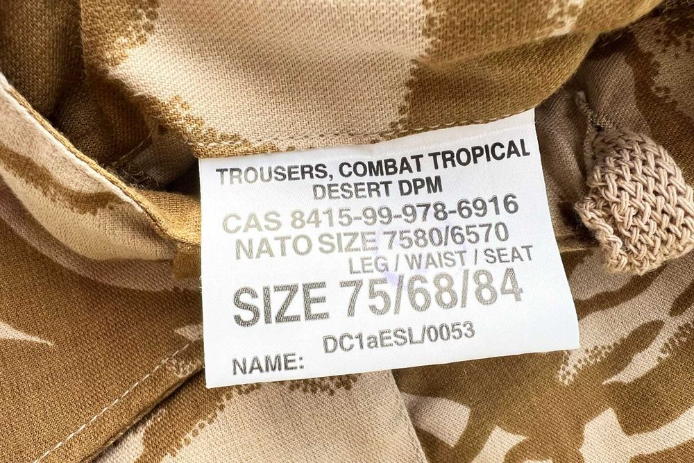 Bojówki spodnie moro UK wojskowe piaskowe Tropical Desert pas 68 cm
