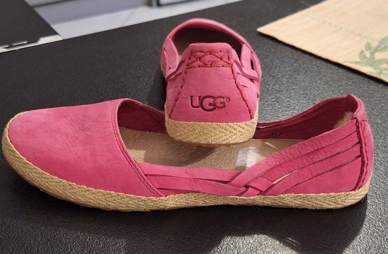 Мокасини UGG нові розмір 40/26см