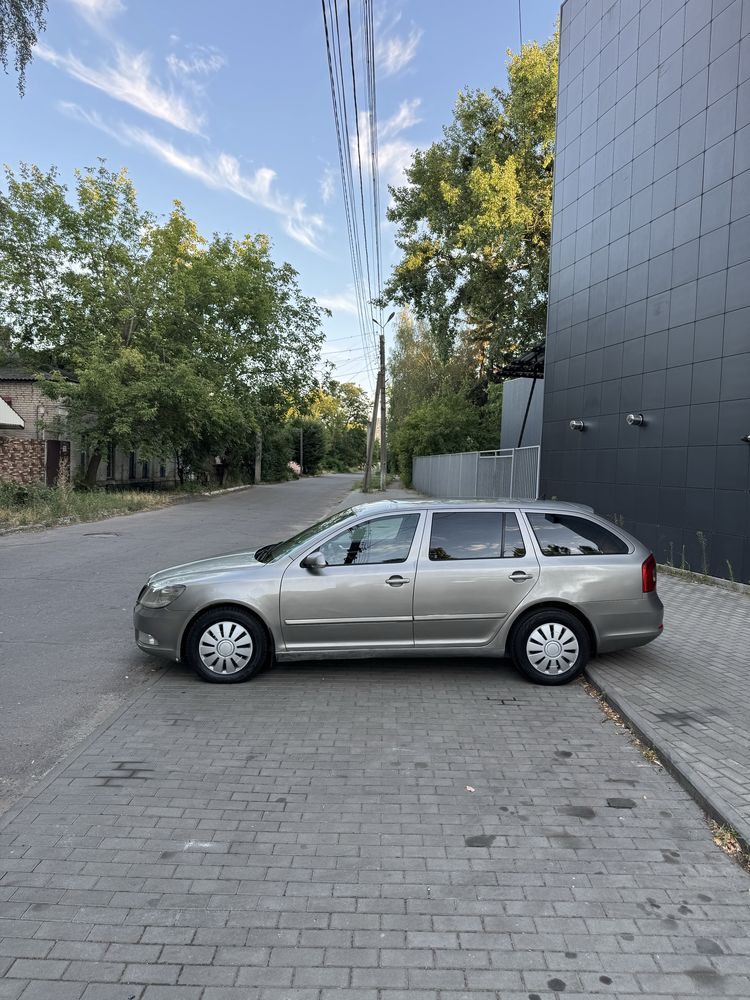 Skoda Octavia A5 restayling 2010р 2,0tdi мкпп 6 Stage1 турбо-дизель