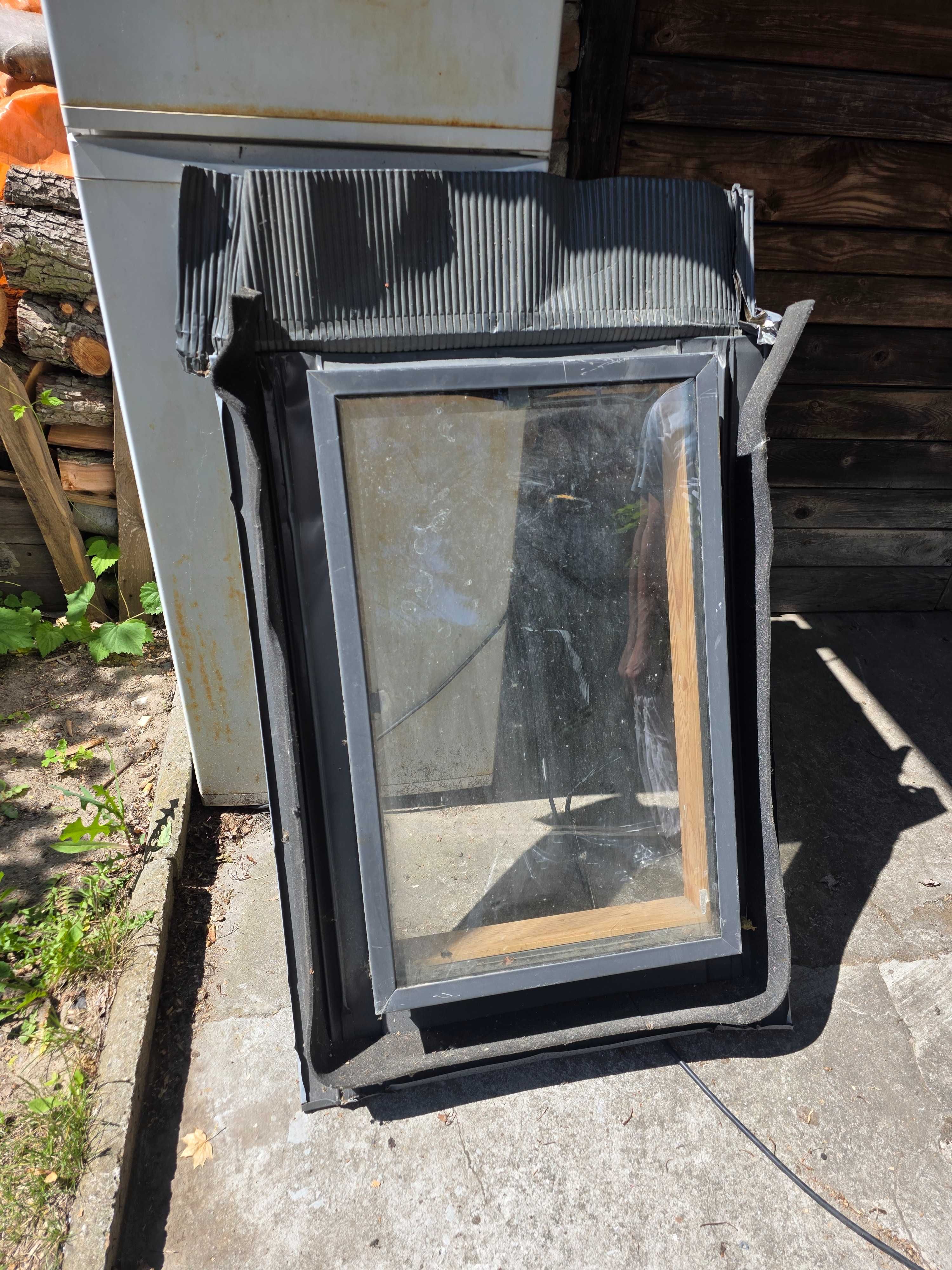 Sprzedam właz dachowy 47x73