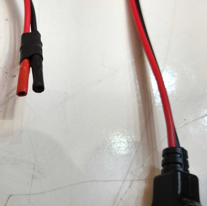 Zasilacz ( ładowarka )  z gn. USB + kabel - do golarek elektrycznych