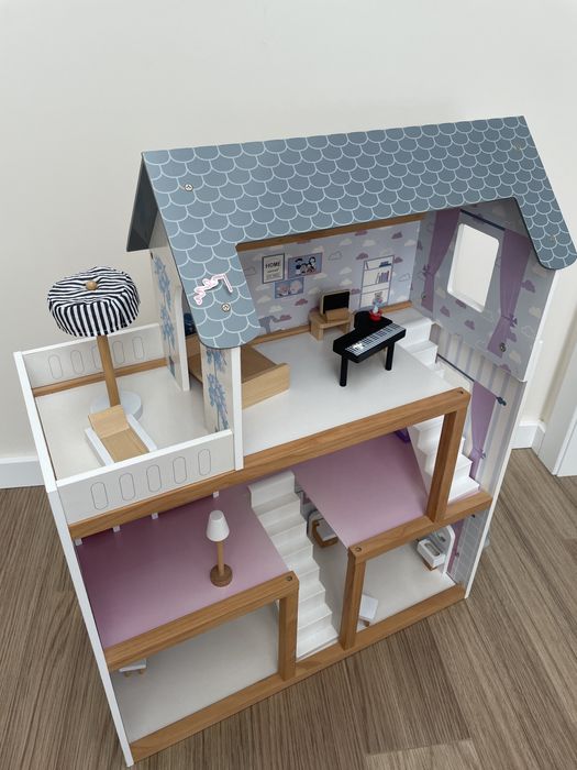 Casinha de Brinca Bonecas
