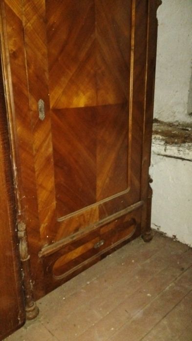 Stara szafa poniemiecka