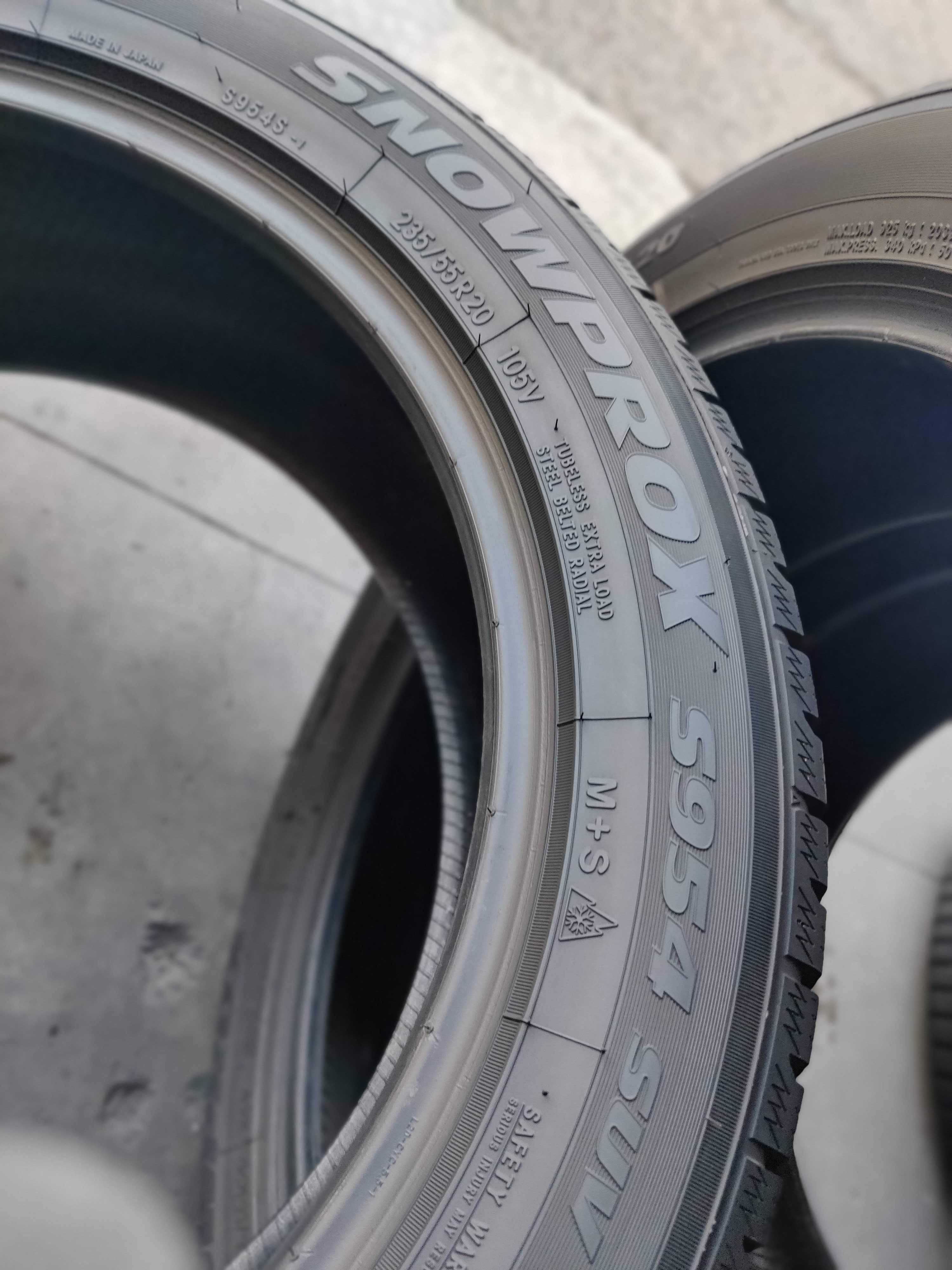 R20 235 55 всесезонні шини Toyo SnowProx S954 SUV