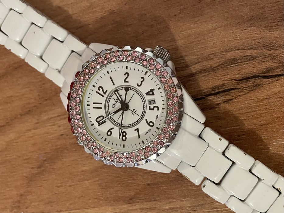 Часы женские Chanel