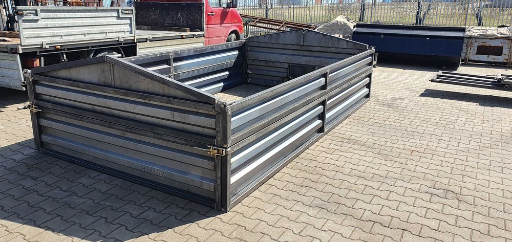 Burty z nadstawkami do przyczepy D35 Wysokość  50+30+trójkąty