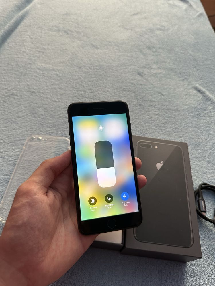 Iphone 8 plus 64 gb