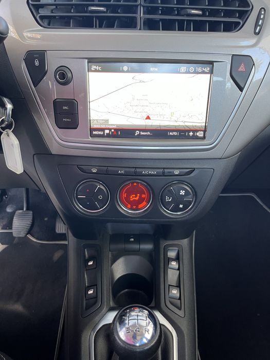 Citroen C-Elysee 1.2 Full extras !!