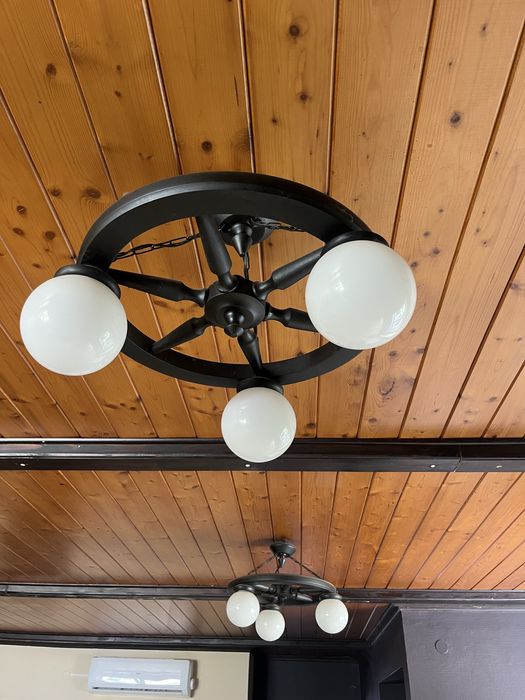 Sprzedam żyrandole, lampy sufitowe