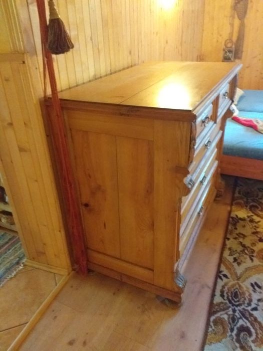 Komoda dębowa z szufladami