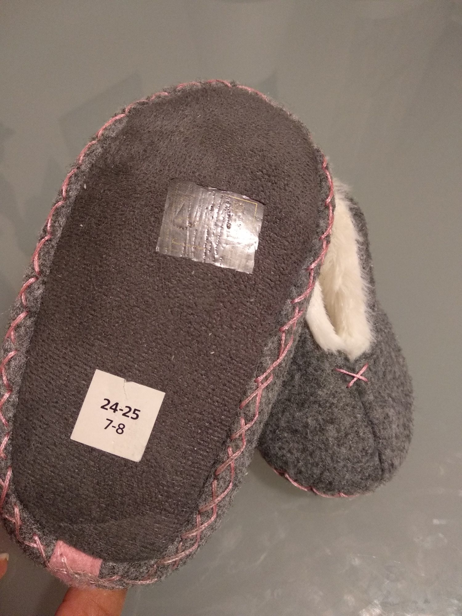 Pantufa de criança tamanho 24/25