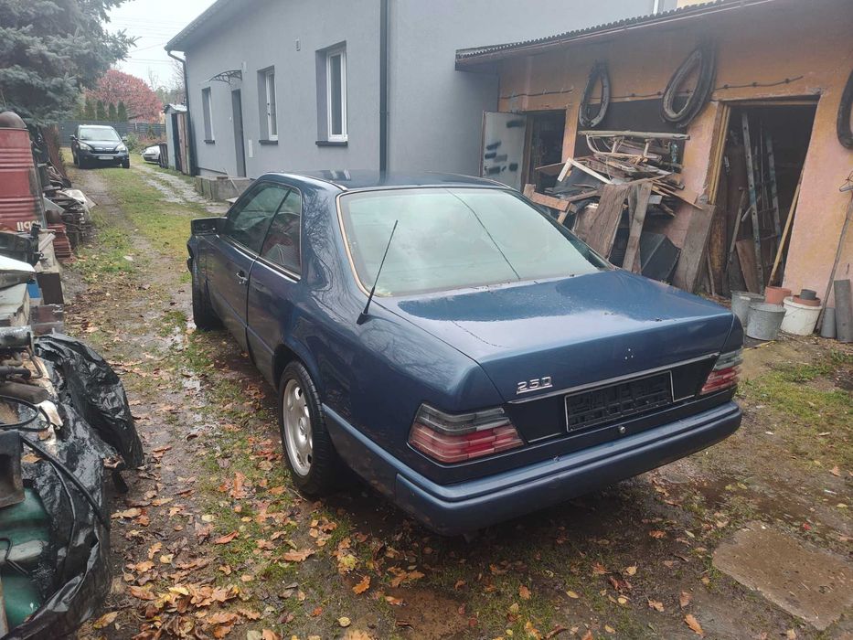 Mercedes 124/2.3B+G/Cupe/Czytaj Opis