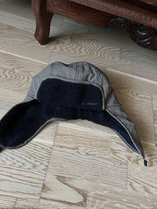 Шапка-вушанка Mammut (оригінал)