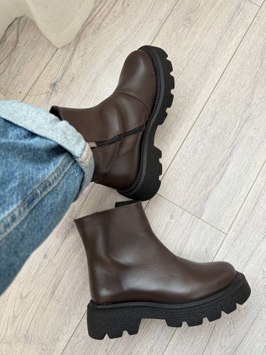 Жіночі черевики зимові