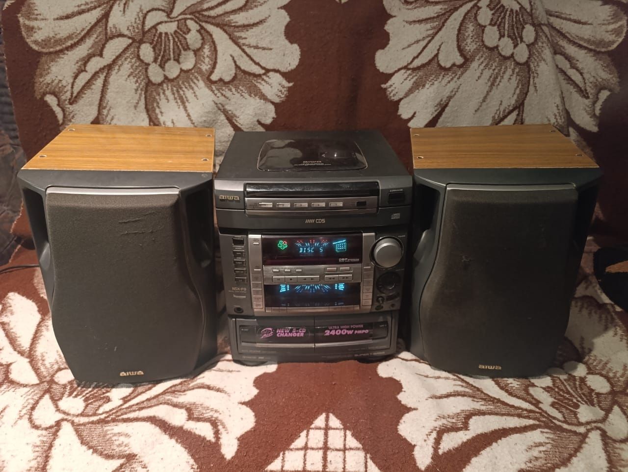 Акустика от Музыкального центра Aiwa Nsx F9. Звук! (только колонки!)