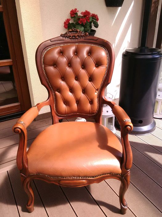 Fotel Ludwik Rzeźbione Skóra Antyk