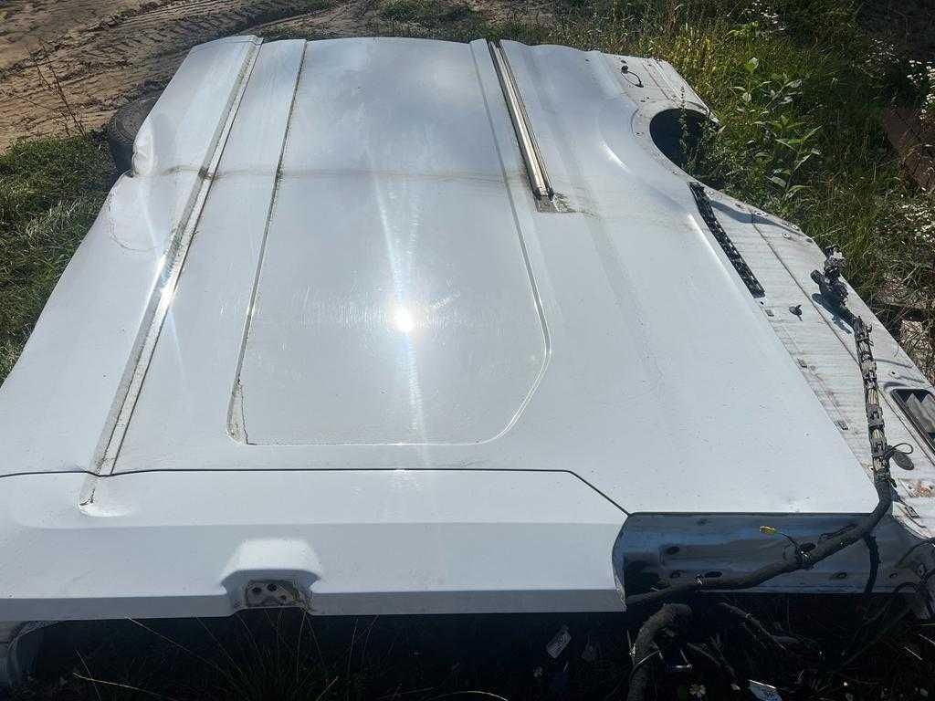 Bok - błotnik Ford Transit Max tylny prawy uszkodzony
