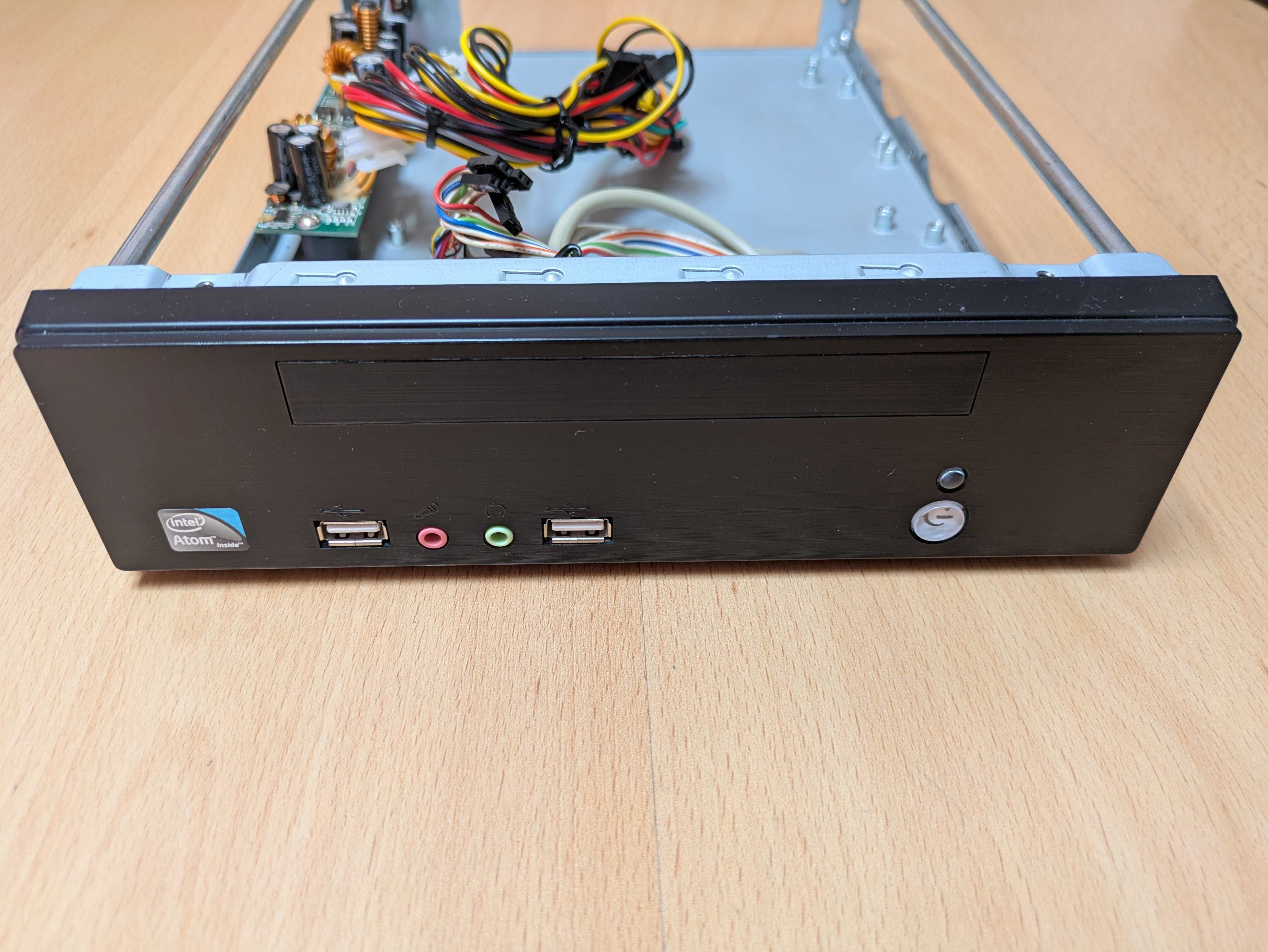 Caixa PC Mini-ITX com fonte de alimentação