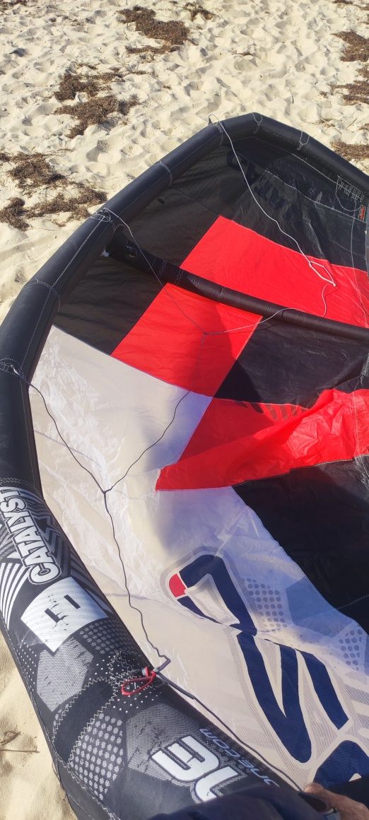 Kitesurf  ozone catalyst 8m 2014