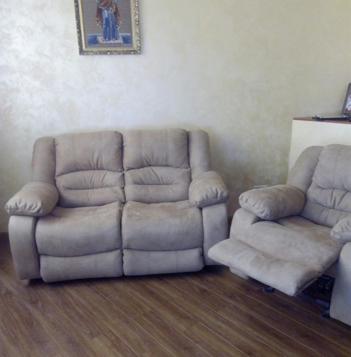 Перетяжка меблів,та Ремонт меблів.Перетяжка мебели,ремонт.