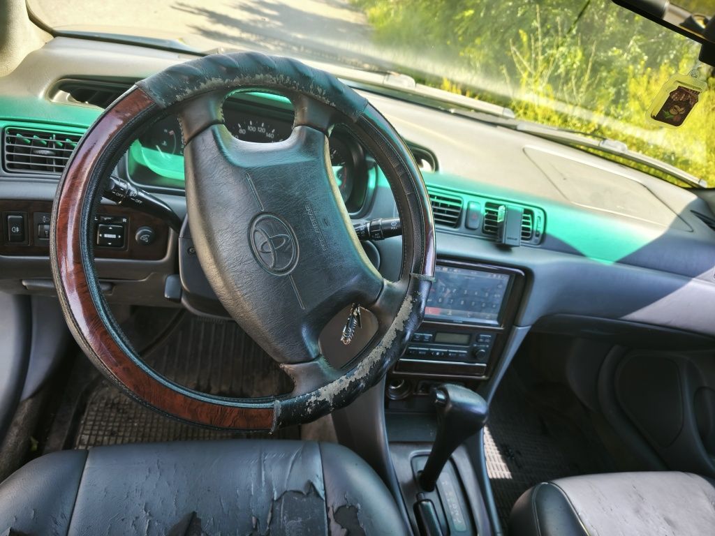 Продам Toyota Camry 20