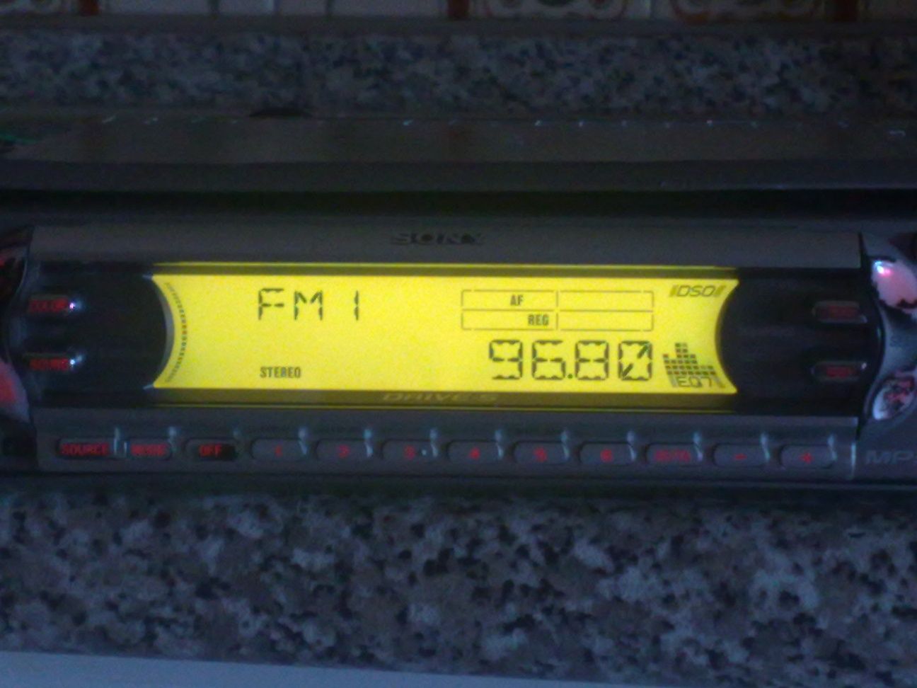 Auto radio Sony CD - 6 cores