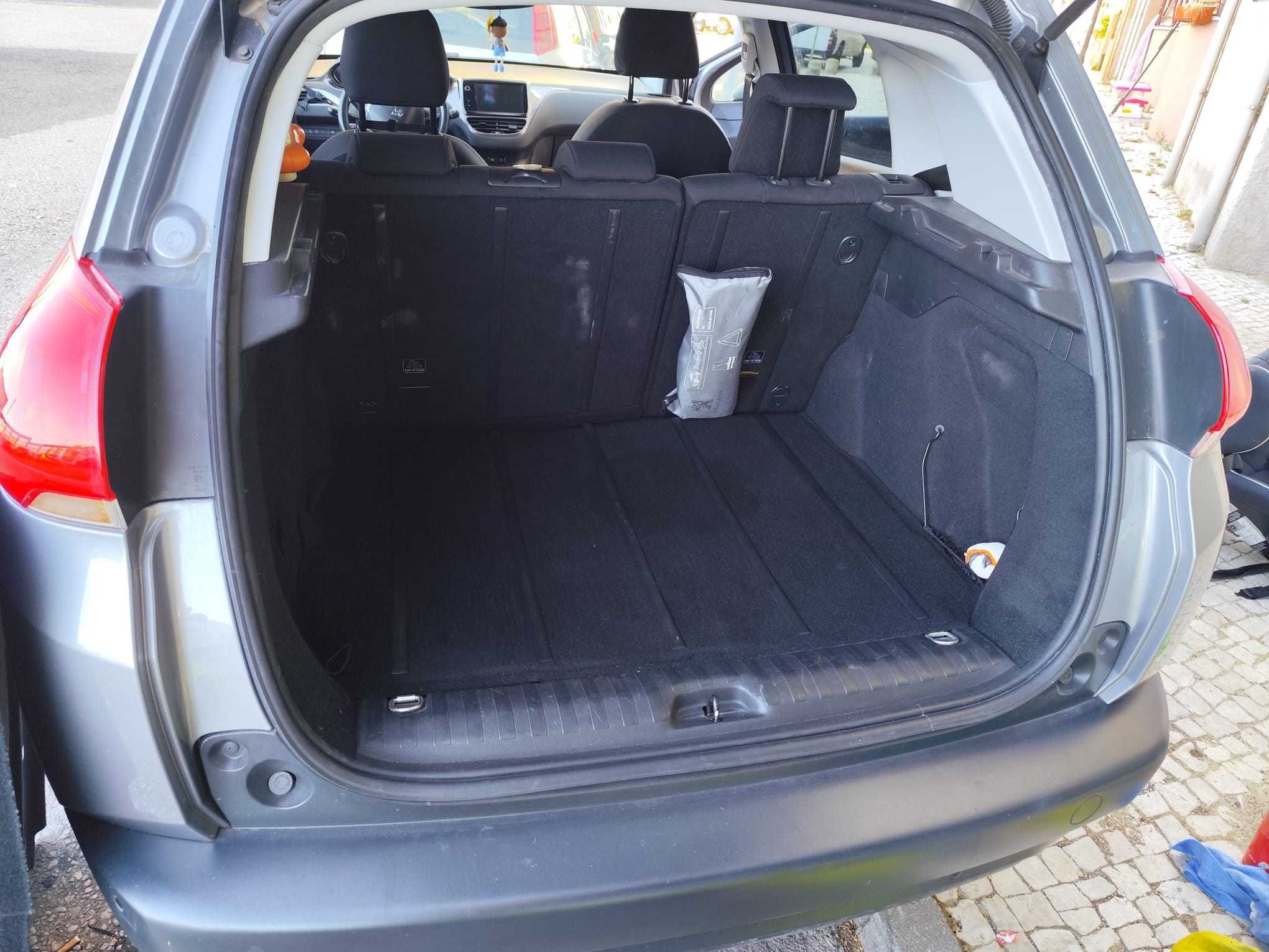 PEUGEOT 2008 em excelente estado