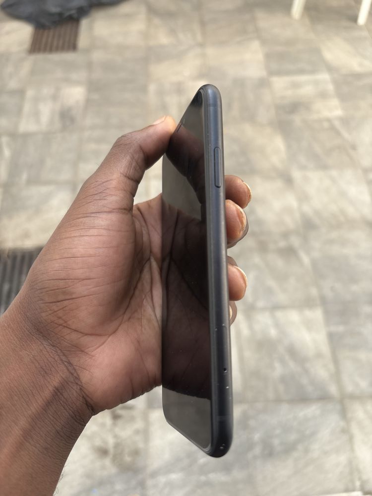Iphone Xr 64gb Preto