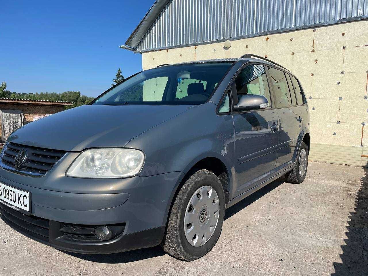 Volkswagen Touran