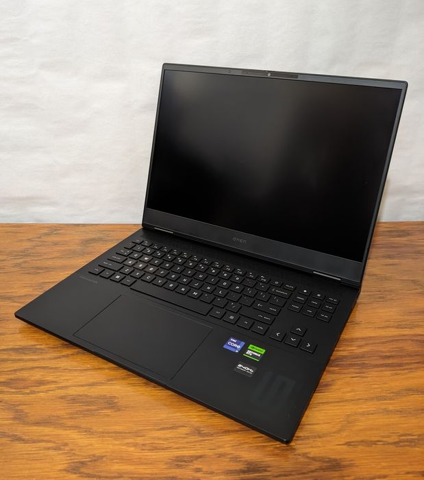 HP Omen 16 rtx4070 i9-13900hx Mini-LED