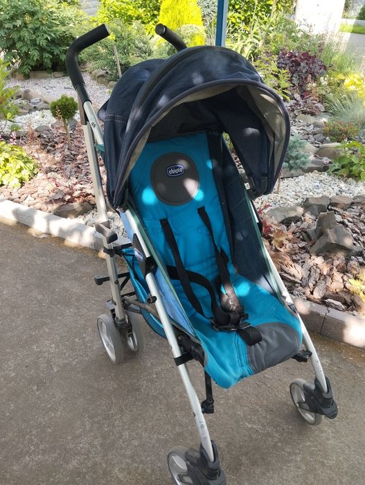 Прогулянковий візочок