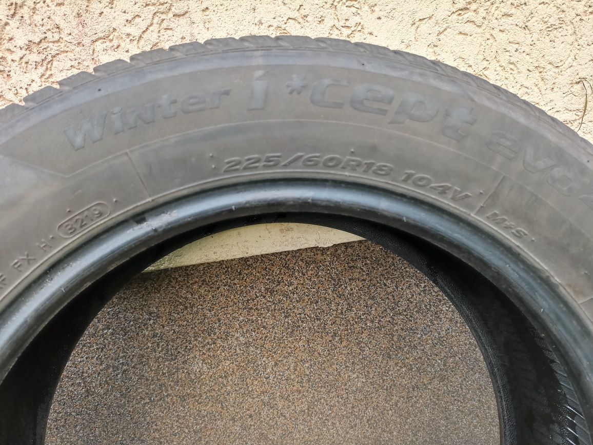 4 opony zimowe 225/60R18 Hankook icept evo stan bdb. 6 mm 2019r